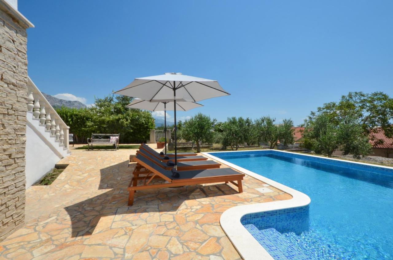Holiday Home Nevera Kaštela エクステリア 写真