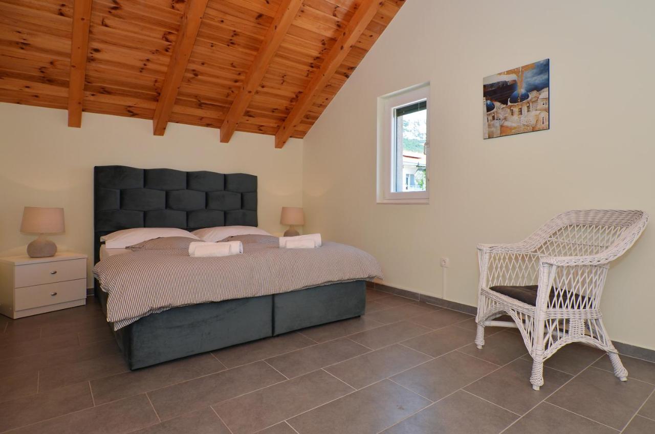Holiday Home Nevera Kaštela エクステリア 写真