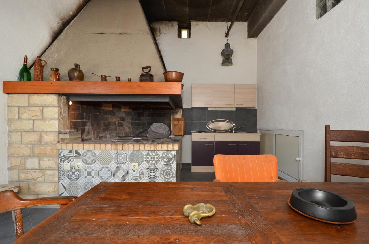 Holiday Home Nevera Kaštela エクステリア 写真